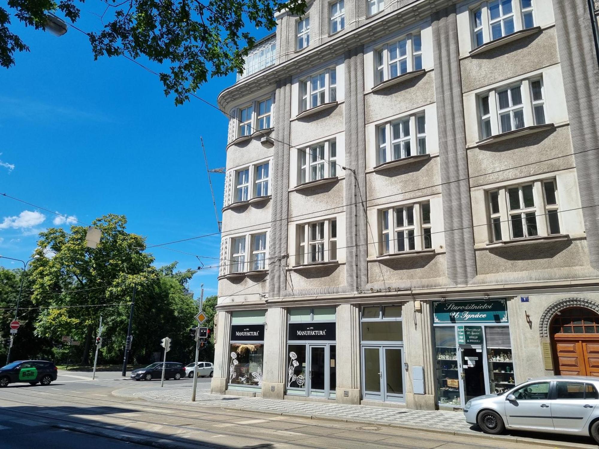 Oasis Apartments At Charles Square Prague Luaran gambar