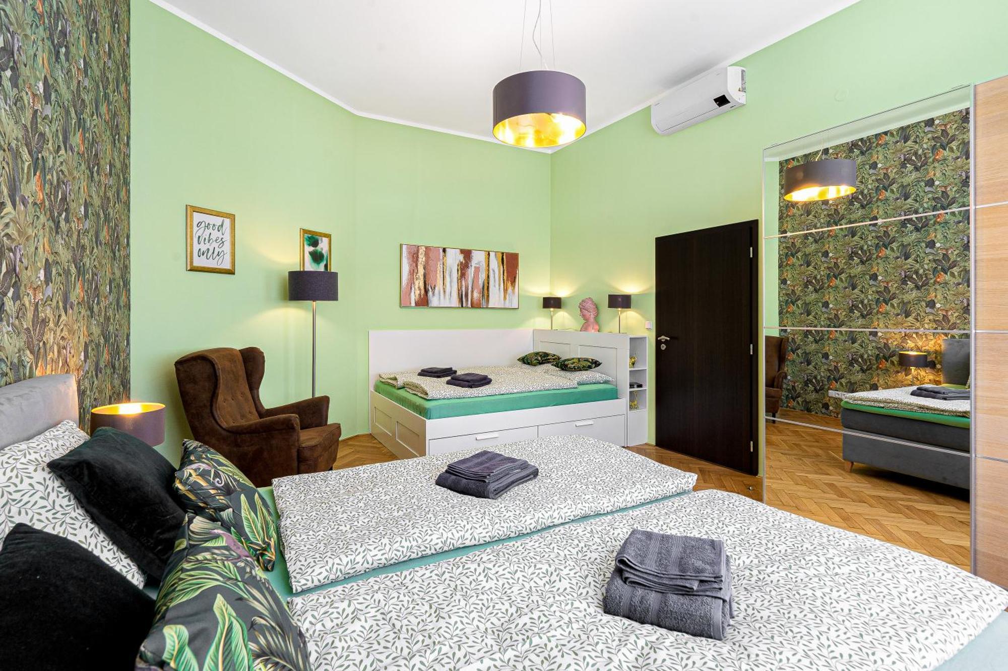 Oasis Apartments At Charles Square Prague Luaran gambar
