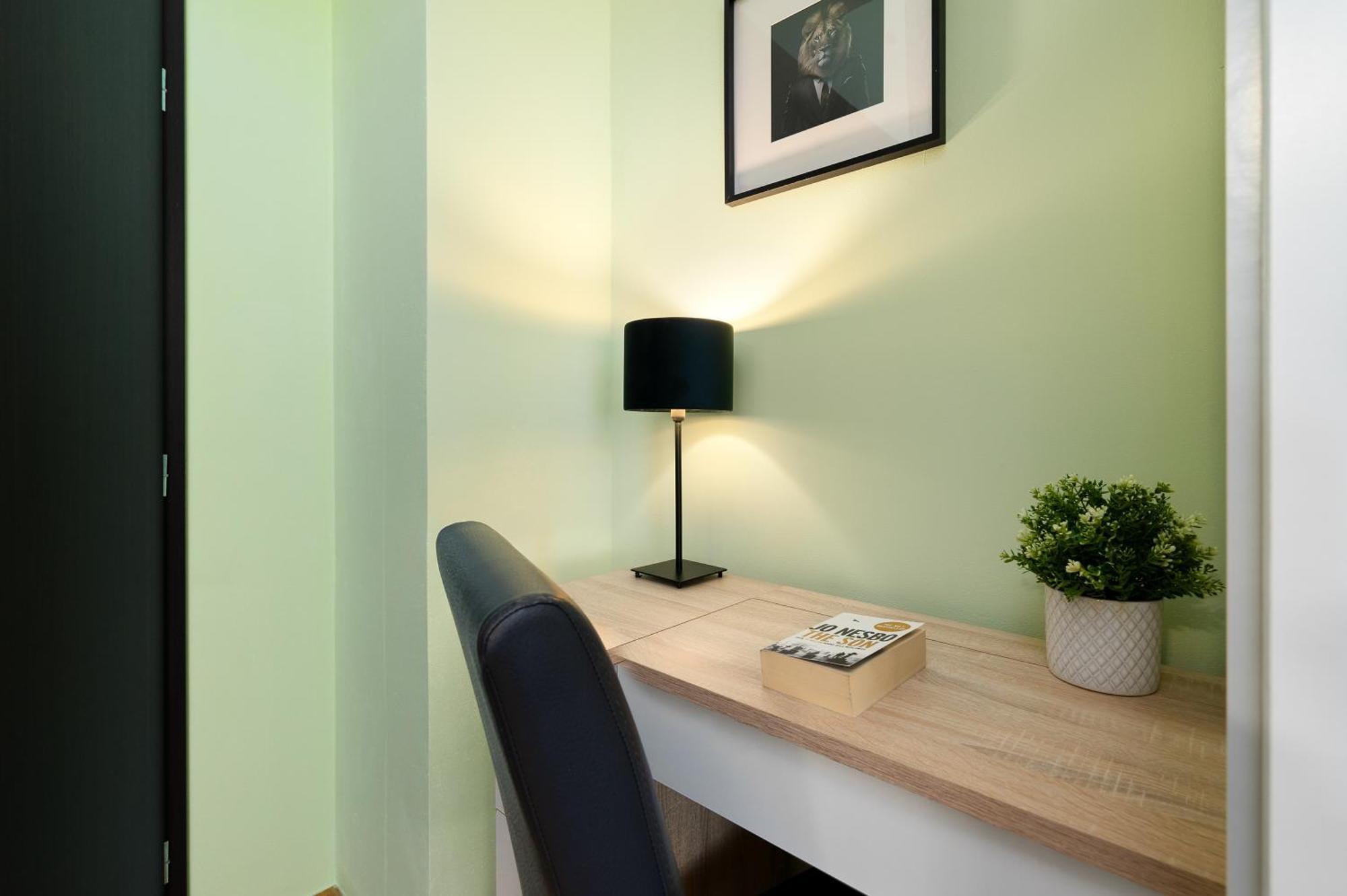 Oasis Apartments At Charles Square Prague Luaran gambar