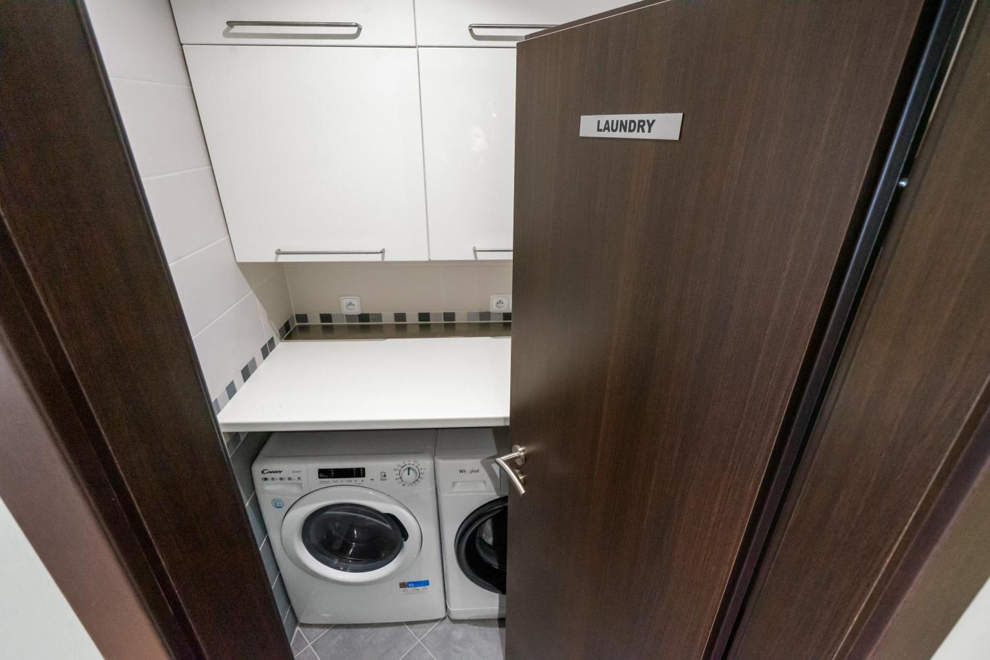 Oasis Apartments At Charles Square Prague Luaran gambar